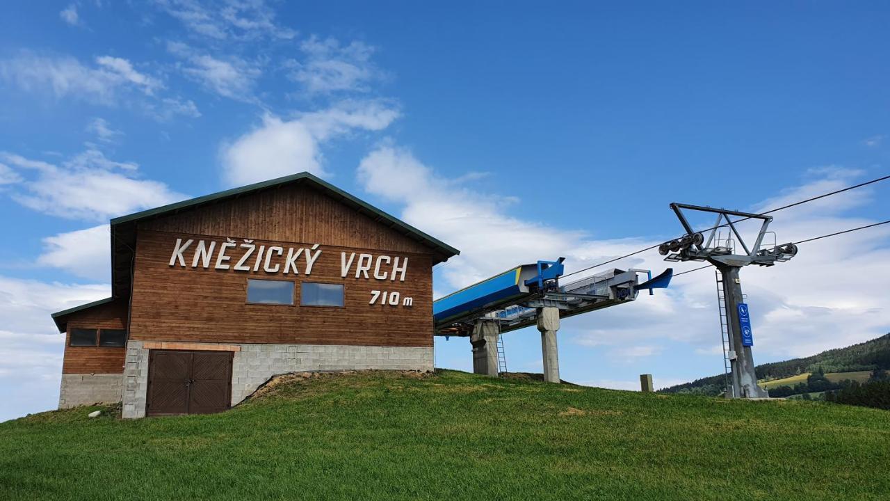 Knezice 25, Chalupa V Krkonosich Vrchlabí Buitenkant foto