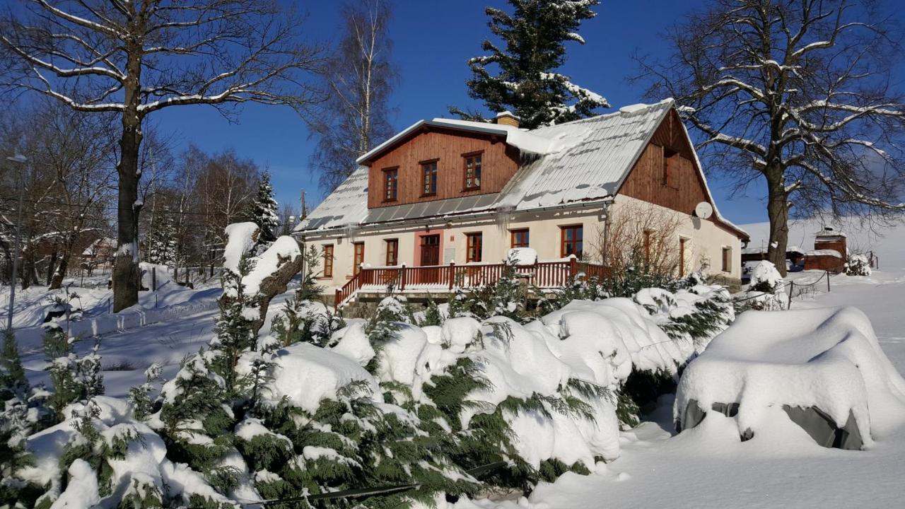 Knezice 25, Chalupa V Krkonosich Vrchlabí Buitenkant foto